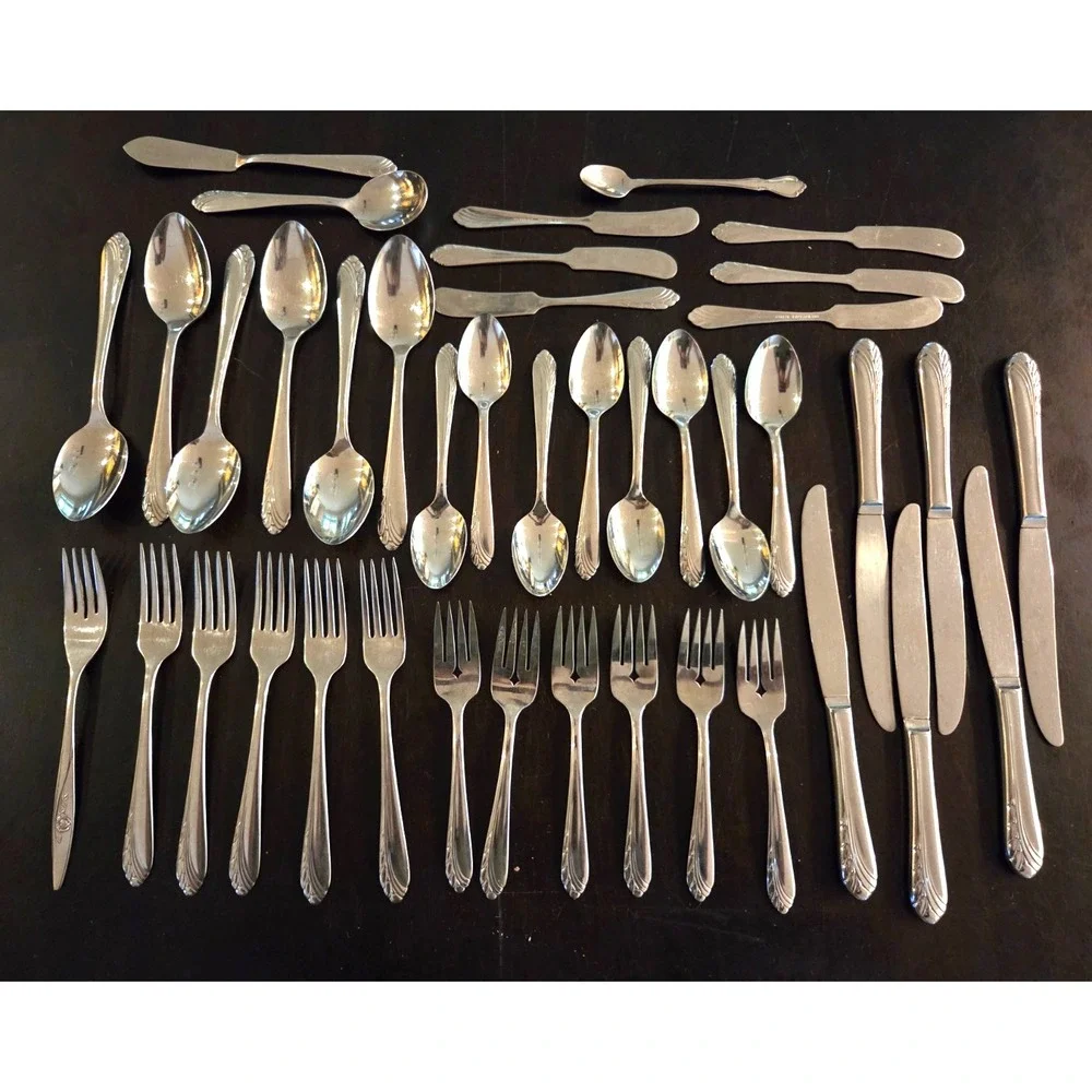 39 Pc Lot Ondeidacraft Stainless Heart of Sweden Flatware Setting for 6 - read